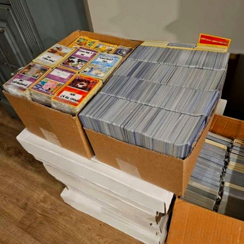 English‎ Pokémon Cards Assorted Collection